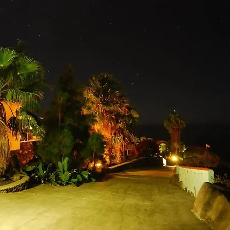 & Morani * 푸에르토나오스